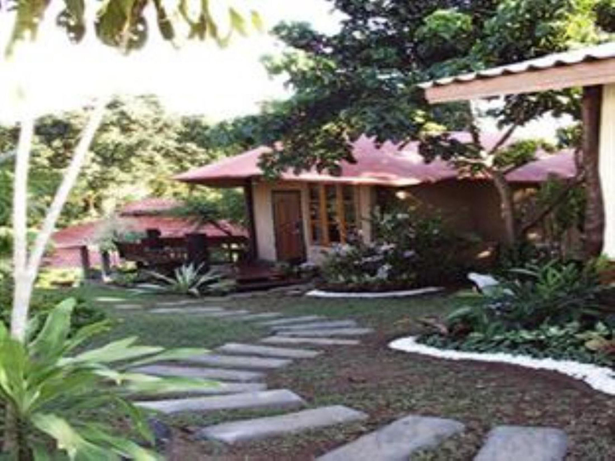 Baanphuthadol Hotell Mae Hong Son Eksteriør bilde